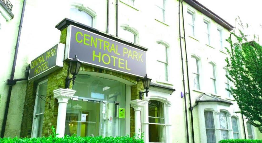 Central Park @ Finsbury Park London Exterior foto
